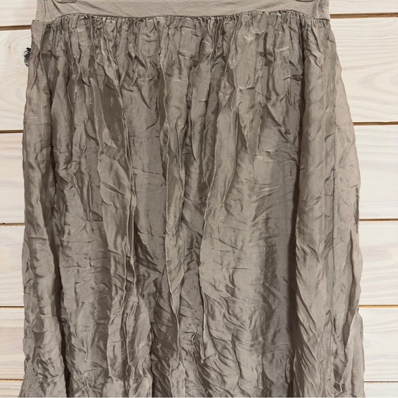 Moda Seta Crinkled Taupe Midi Skirt - Picture 2 of 5
